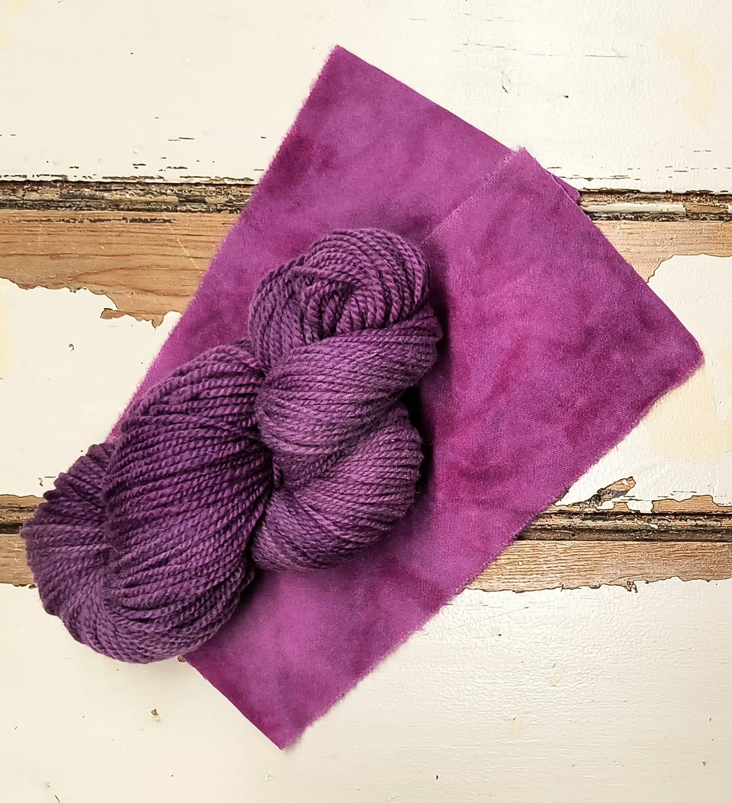 Deep Orchid 01 M Hand Dyed Wool Yarn (Wholesale)