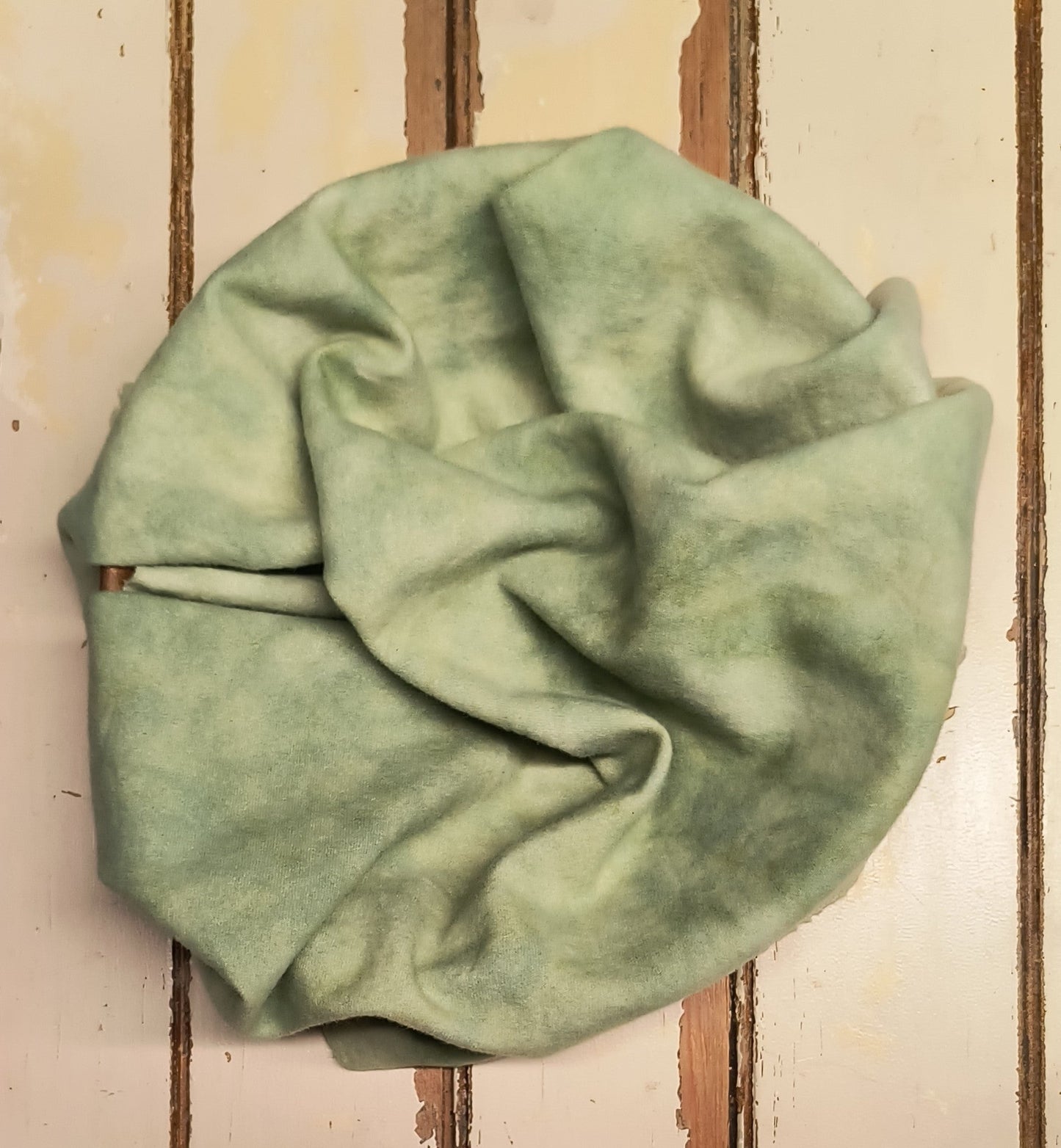 MOSS GREEN 03 M Hand Dyed Wool (Wholesale)