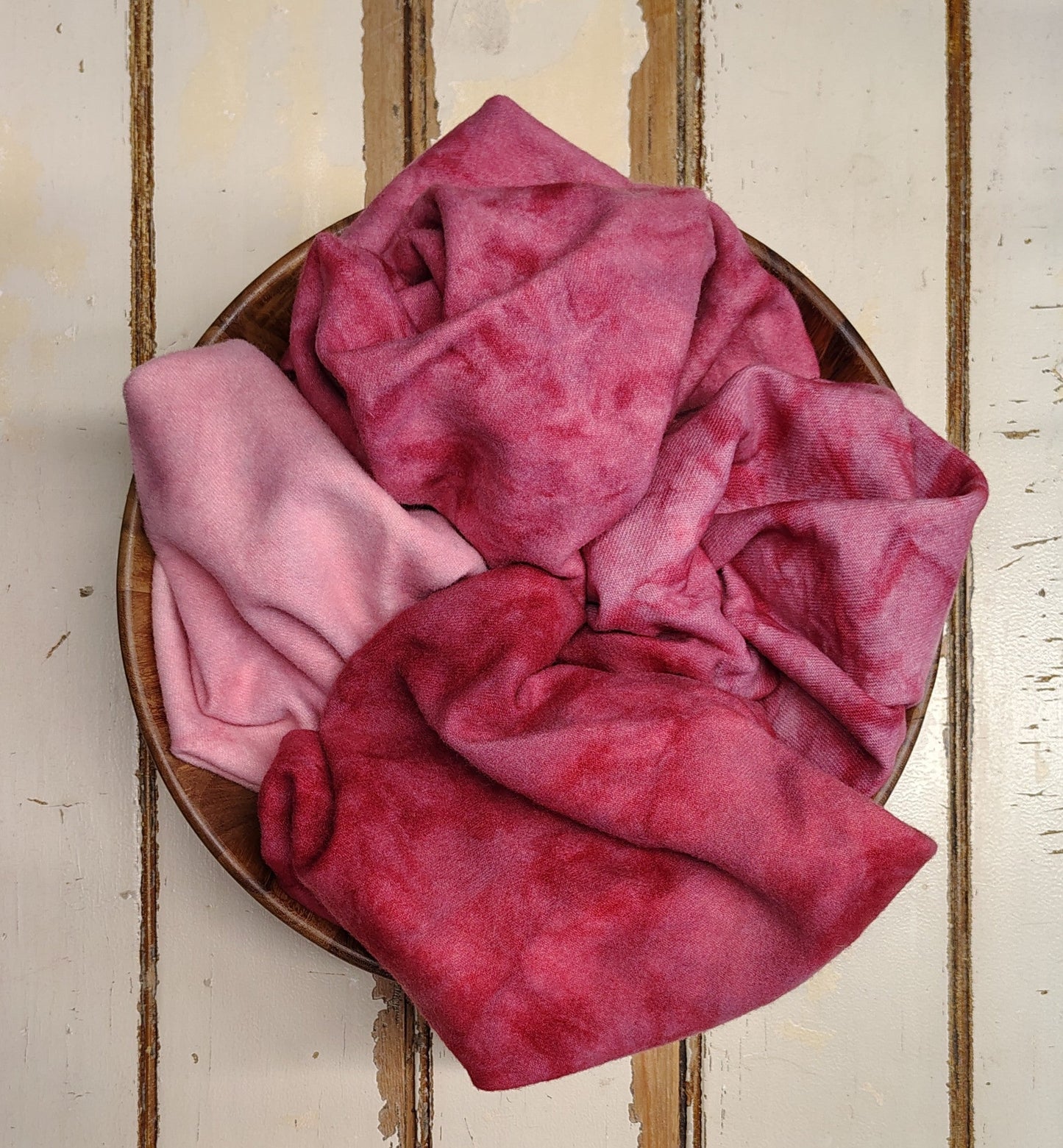 WINE ROSE 01 M Hand Dyed Wool