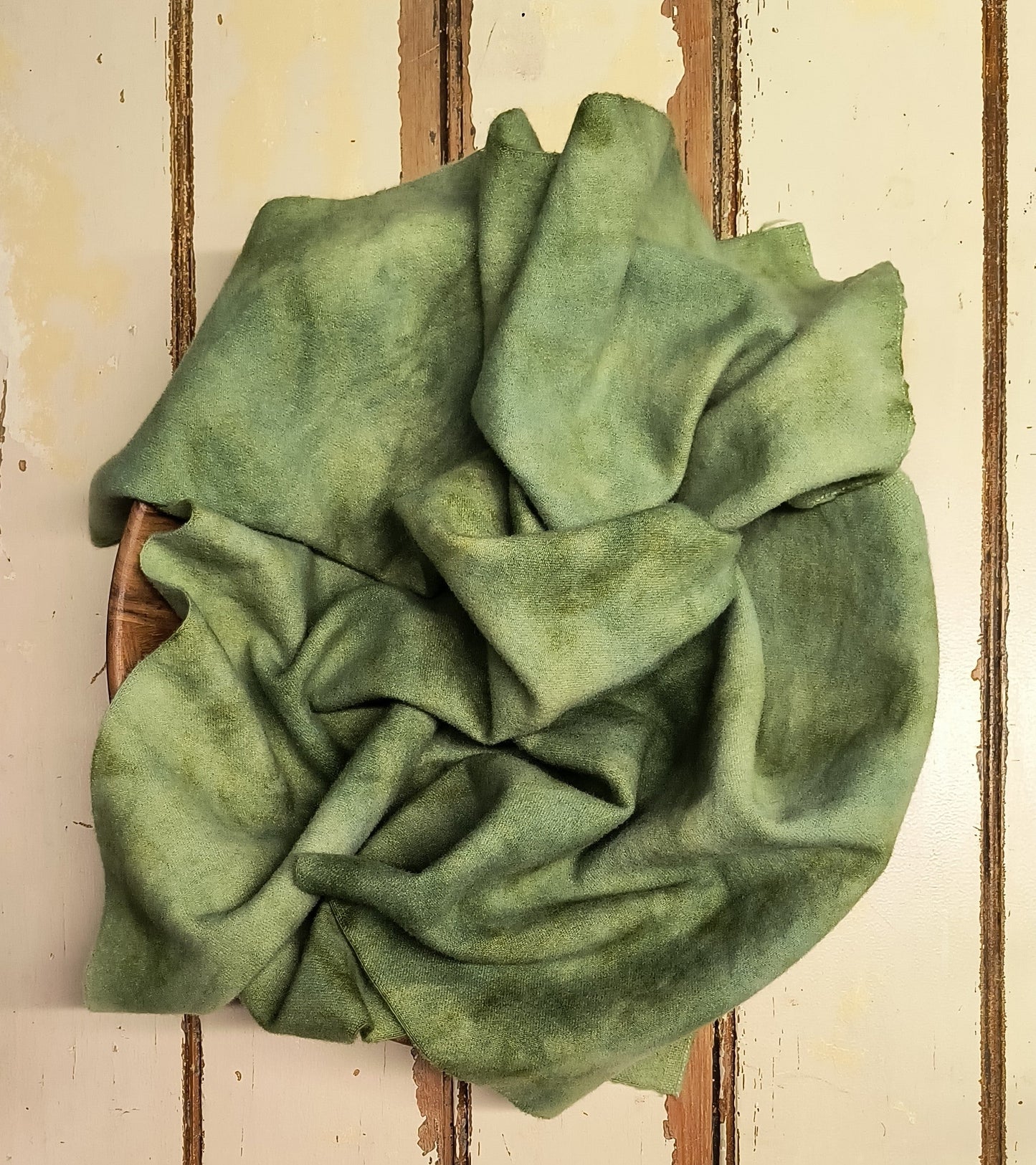 MOSS GREEN 01 M Hand Dyed Wool (Wholesale)