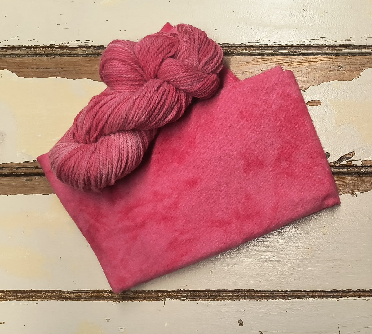 Watermelon 01 M Hand Dyed Wool Yarn (Wholesale)