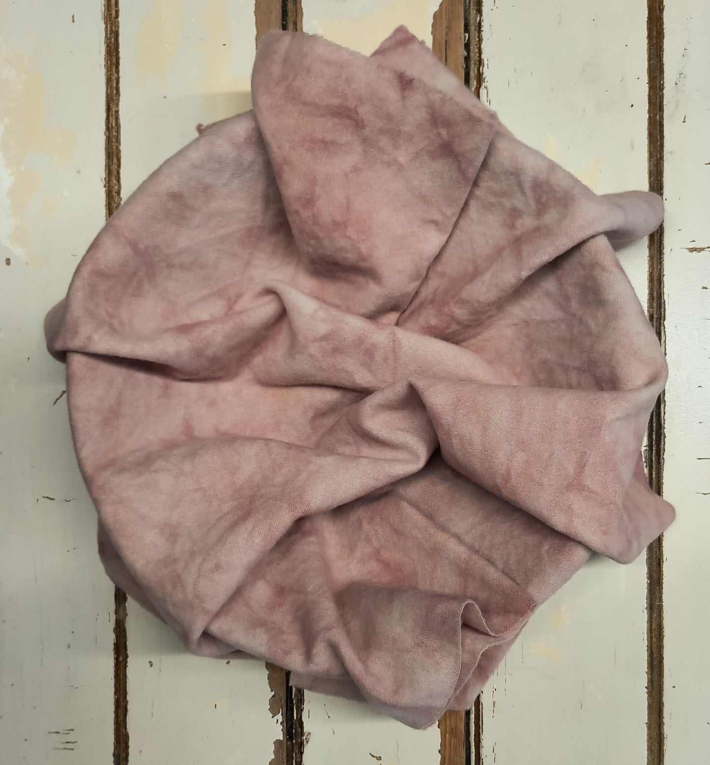 DRIED ROSE Hand Dyed Wool