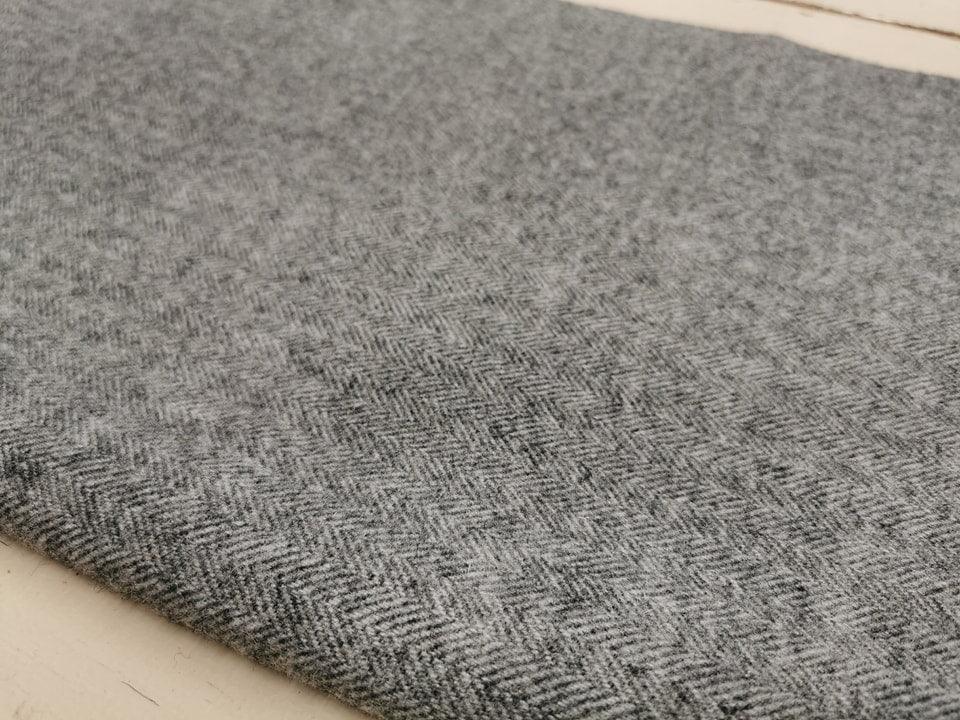Quarter Yard Wool Off The Bolt | Grey 104 - All About Ewe Wool Shop