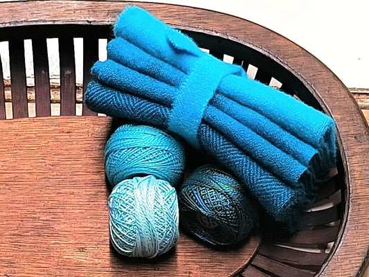 SEABREEZE BUNDLE Hand Dyed Wool - All About Ewe Wool Shop