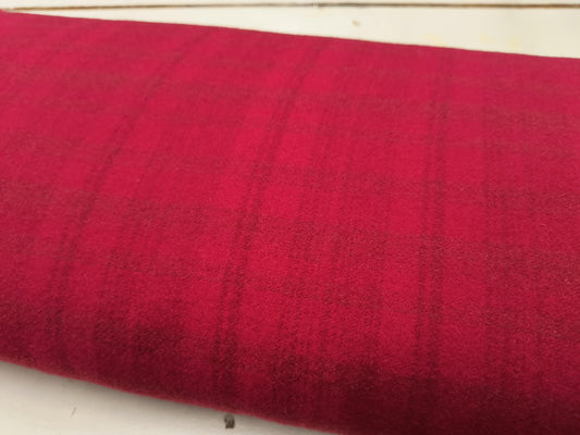 Quarter Yard Wool Off The Bolt | Red/Burgundy 112 - All About Ewe Wool Shop