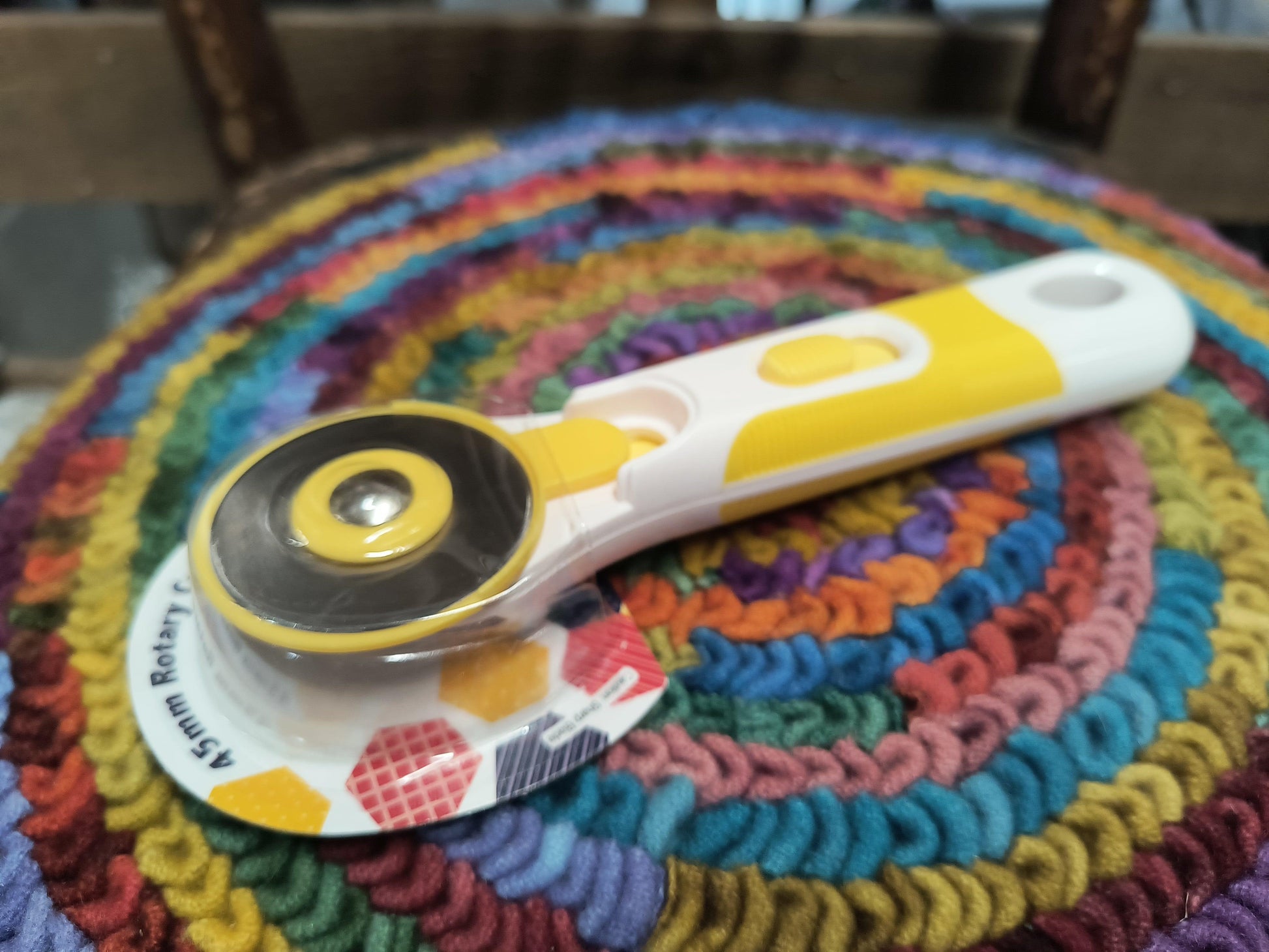 45mm Rotary Cutter - All About Ewe Wool Shop