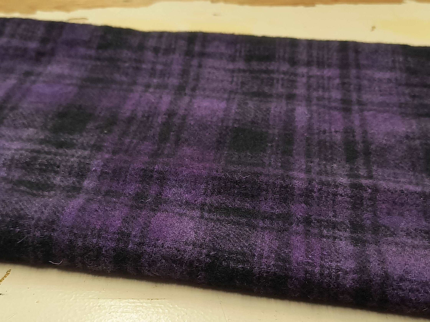 BLUE VIOLET (Mottled) Hand Dyed Plaid Wool (Dark)