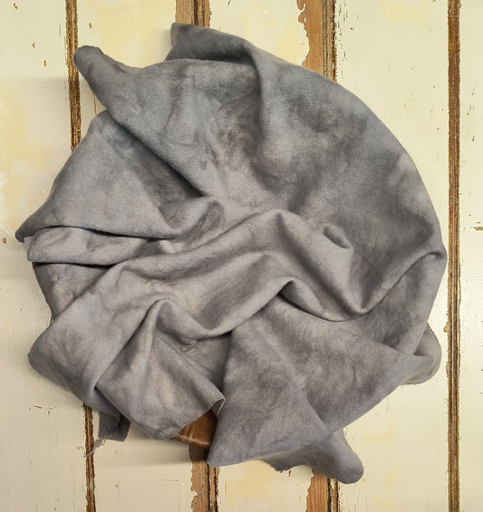 OLD SMOKE 03 M Hand Dyed Wool