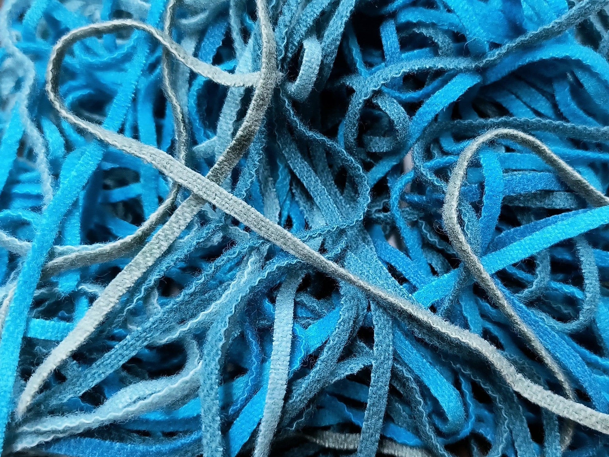 Long Pre-Cut Mixed Turquoise 2oz Bundle Hand Dyed Wool Strips - All About Ewe Wool Shop