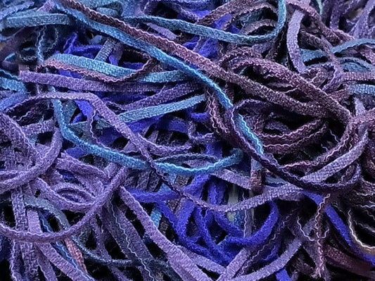 Long Pre-Cut Mixed Purple 2oz Bundle Hand Dyed Wool Strips - All About Ewe Wool Shop