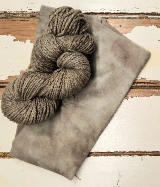 Clay 01 M Hand Dyed Wool Yarn