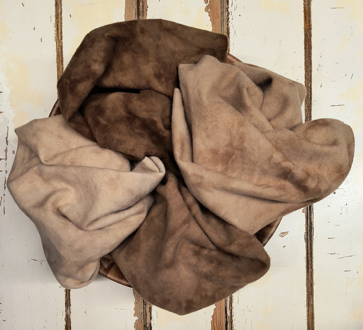 CHOCOLATE VALUES M | Set of 4 Hand Dyed Wool