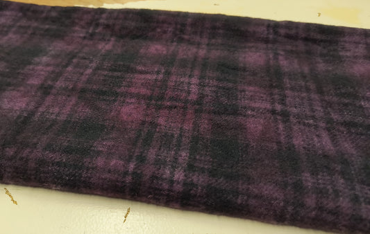 SANGRIA Hand Dyed Plaid Wool (Dark)