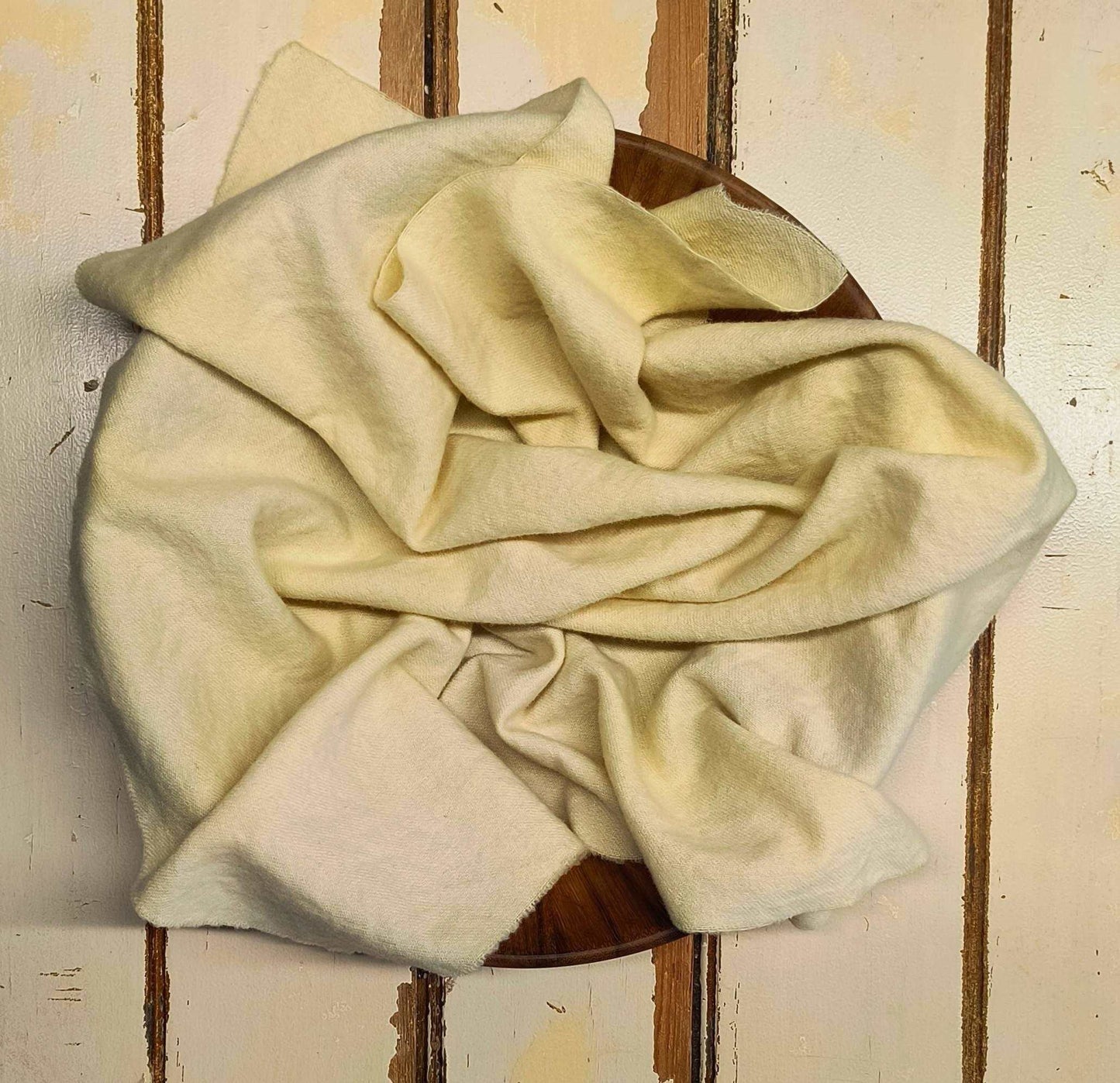 BUTTERCREAM VALUES | Set of 4 hand-dyed wool | Patchwork | Applique | Hooking | Punching