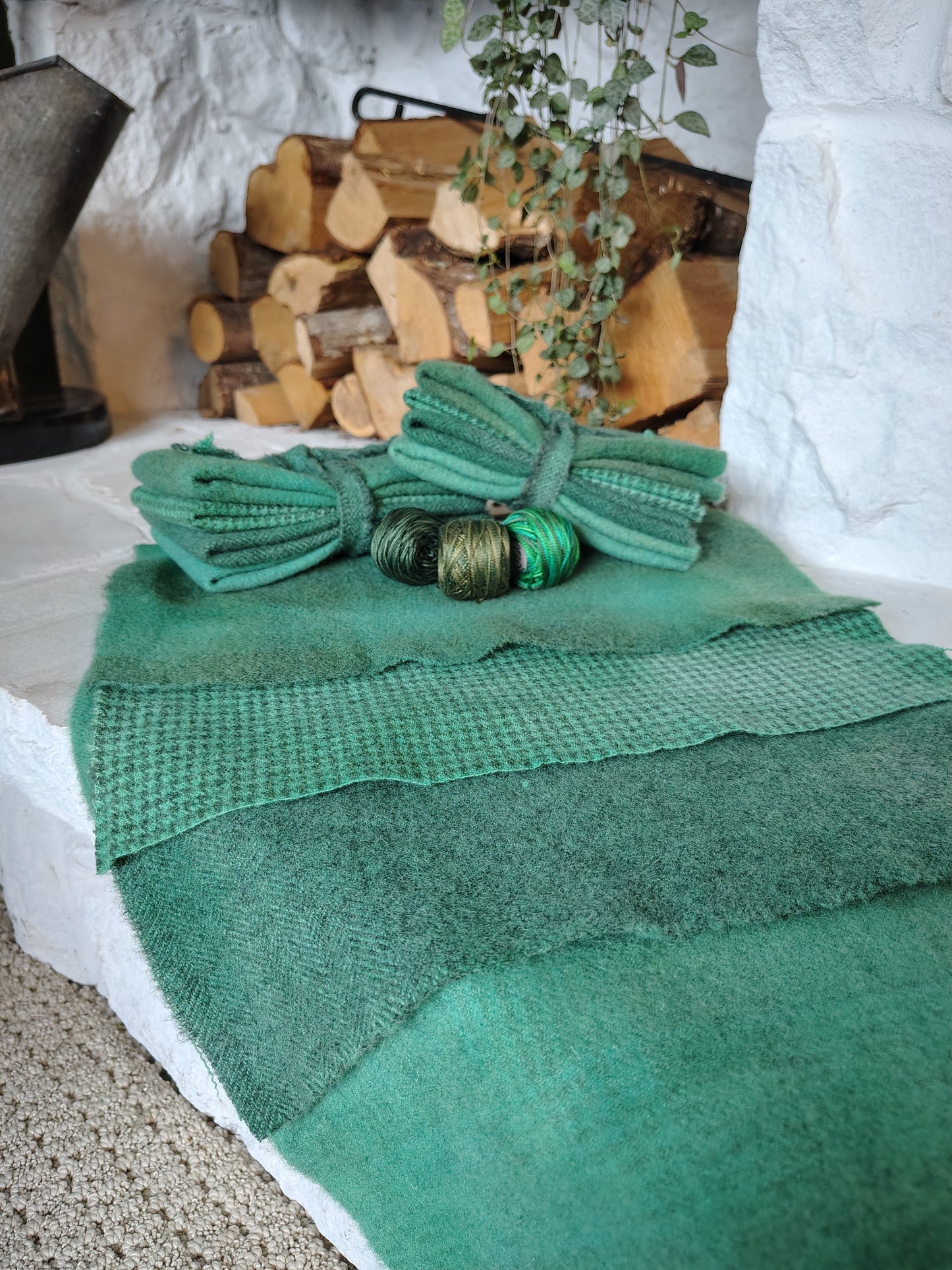 Leaf Hand Dyed Wool Fat Sixteenth Bundle