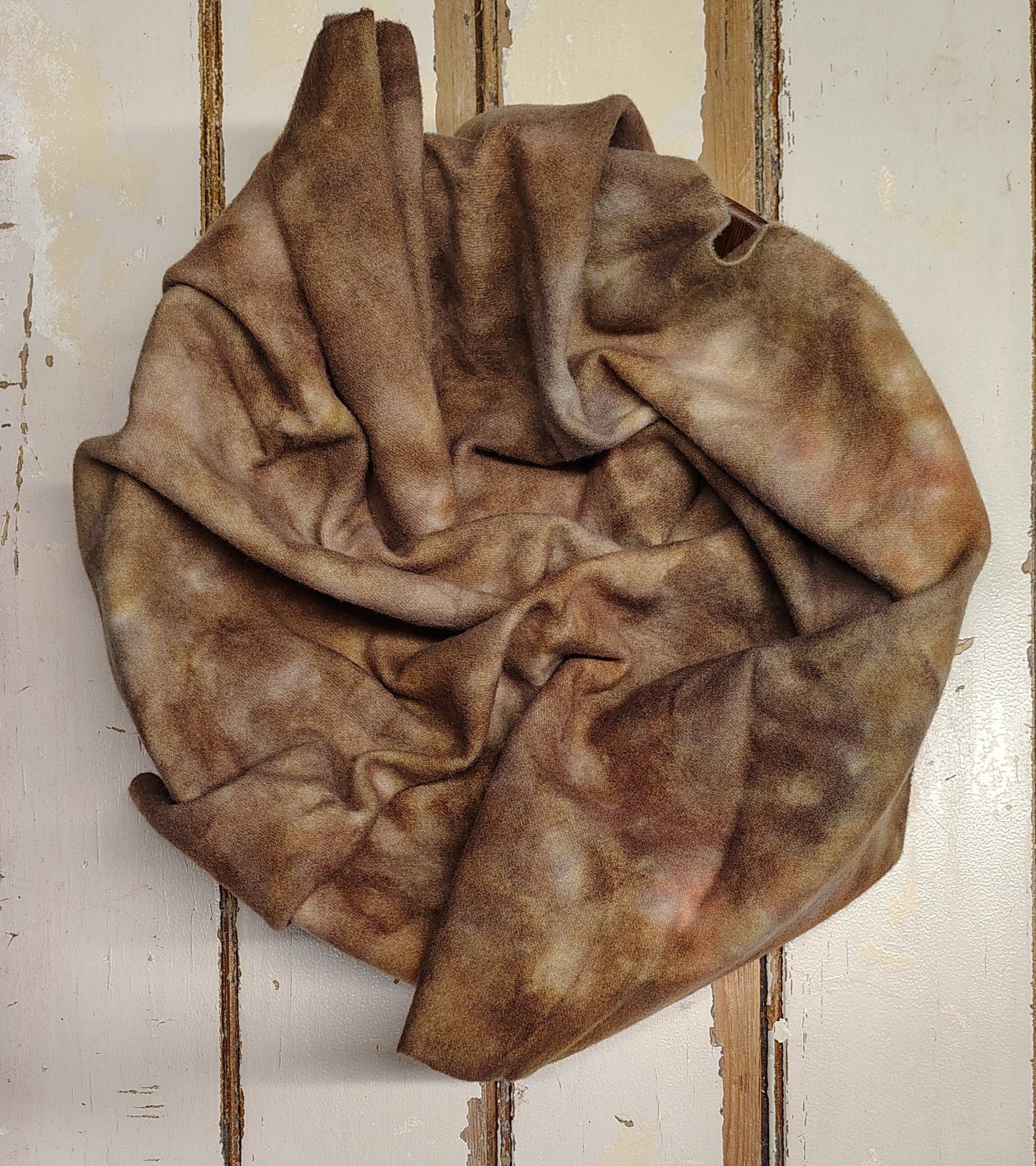 ROCKY SHORES Hand Dyed Wool