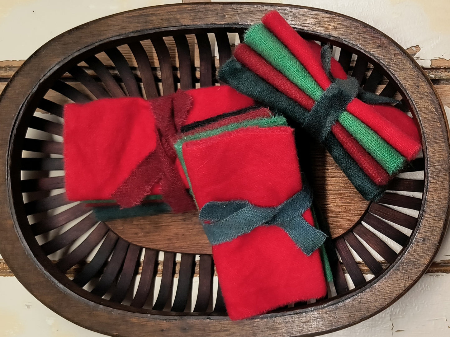 CHRISTMAS BUNDLE Hand Dyed Wool