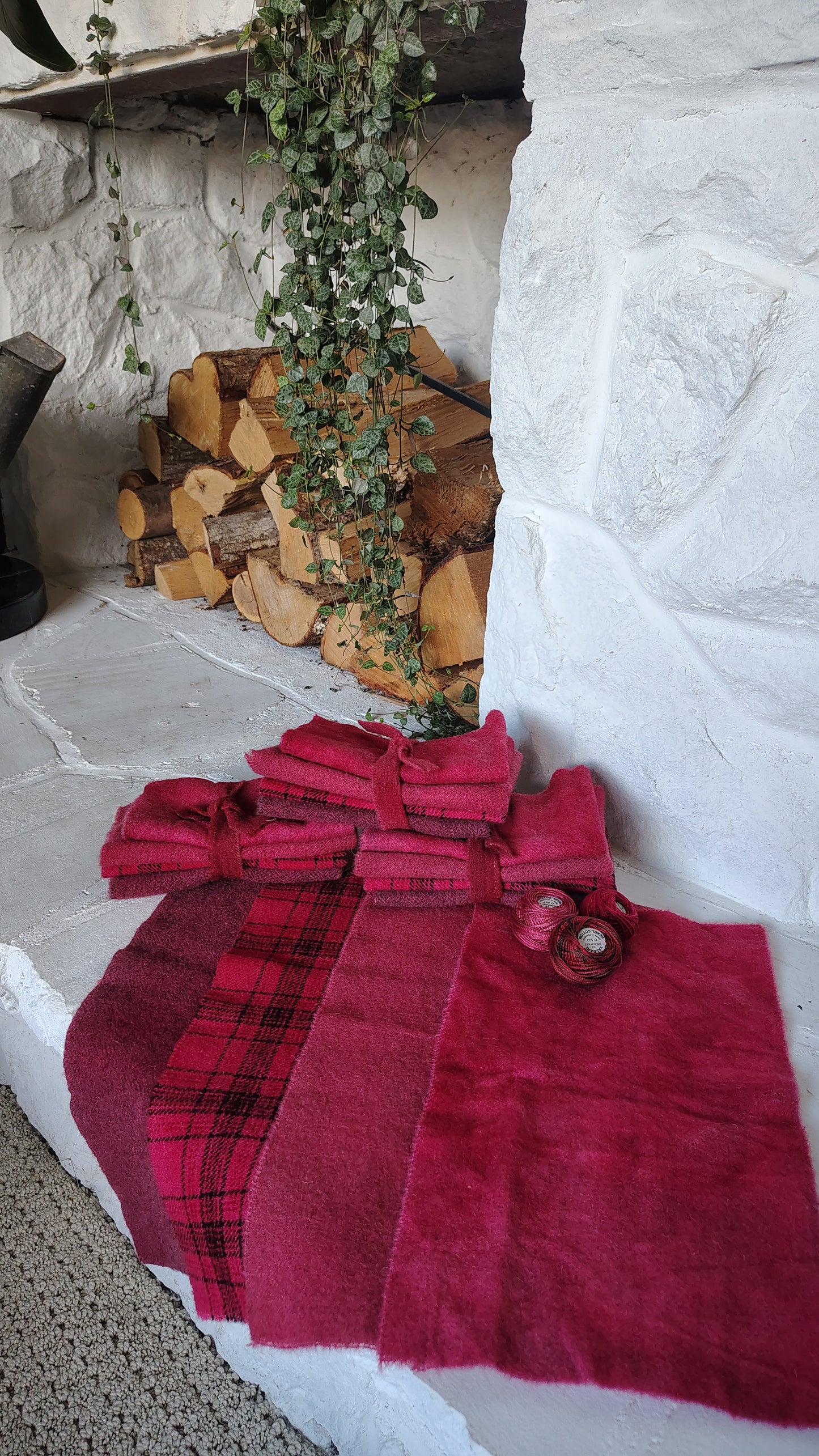 Chili Pepper Hand Dyed Wool Fat Sixteenth Bundle