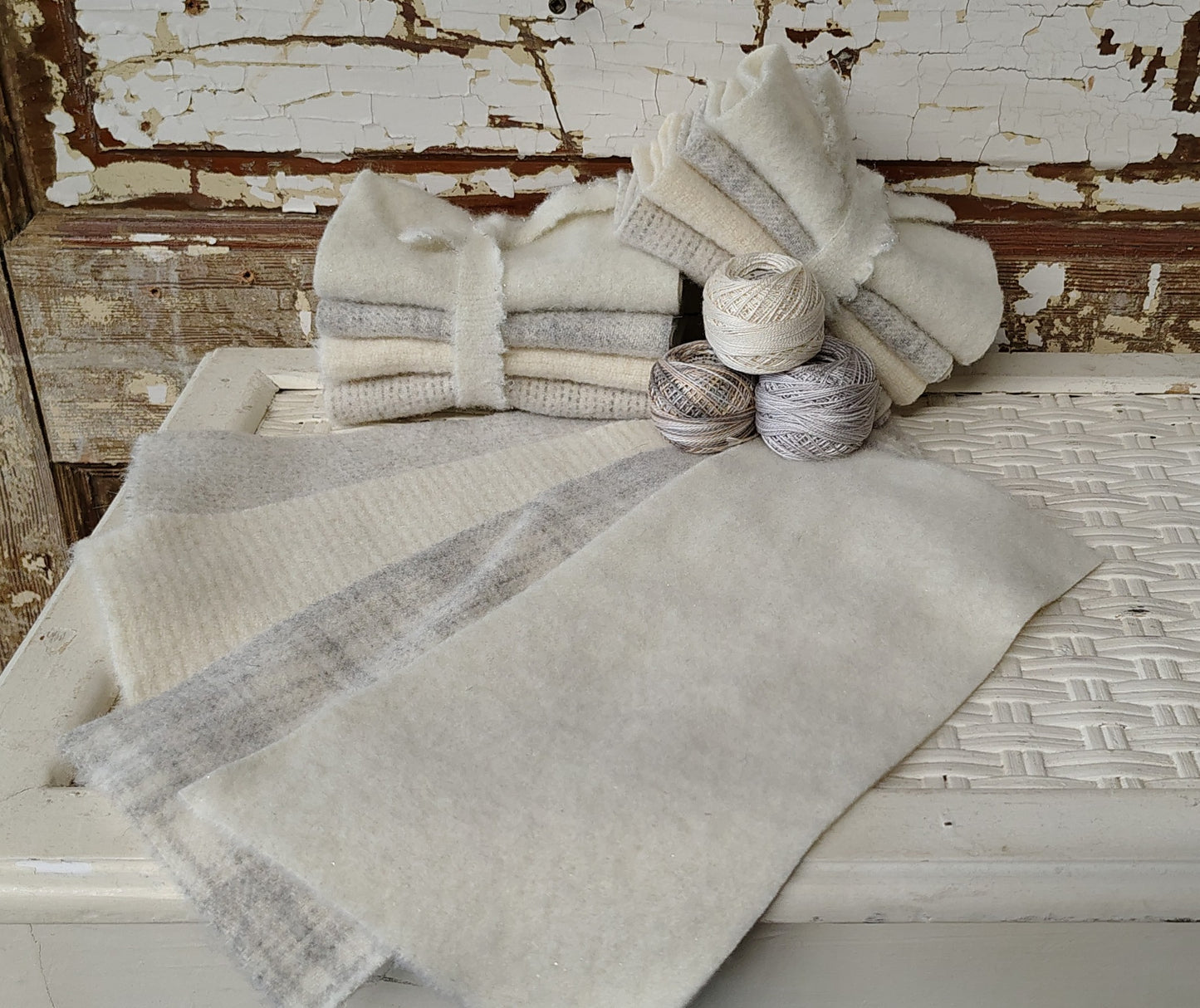 TEXTURED WOOL BUNDLE