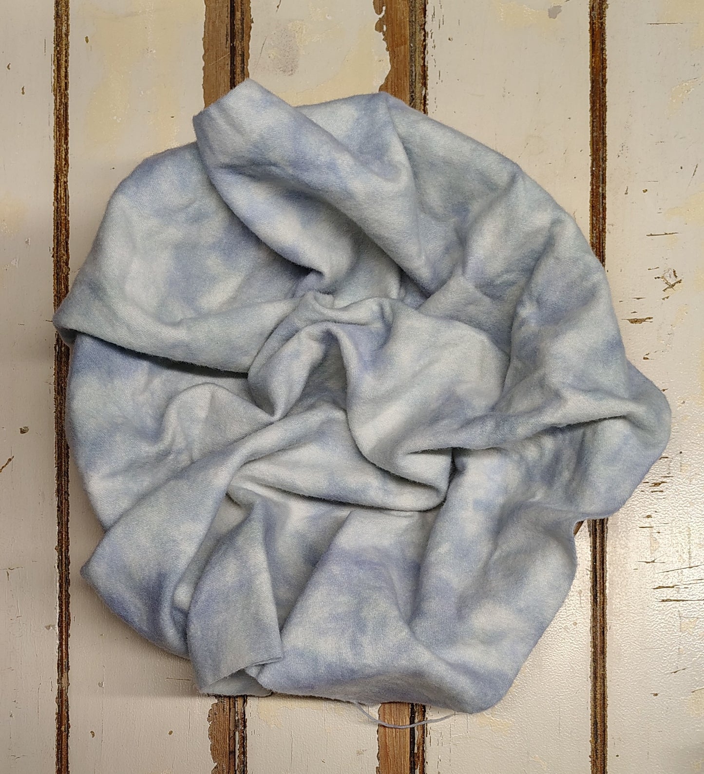 SNOW GLOBE Hand Dyed Wool