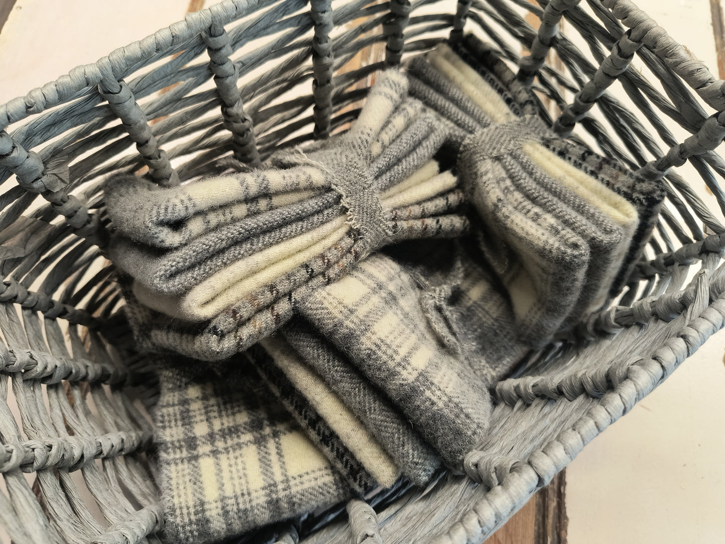 CLEARANCE | GOLDEN PEAR BUNDLES Hand Dyed Wool