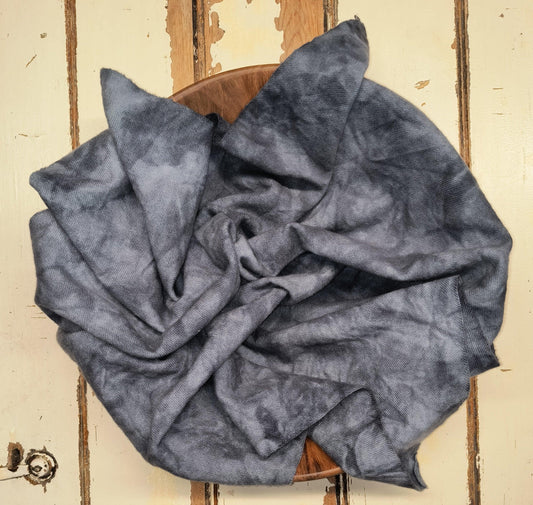 CHARCOAL GREY (Mottled) Hand Dyed Wool - All About Ewe Wool Shop