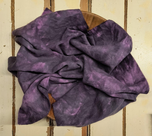 FADED PLUM Hand Dyed Wool - All About Ewe Wool Shop