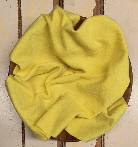 YELLOW 03 Hand Dyed Wool - All About Ewe Wool Shop
