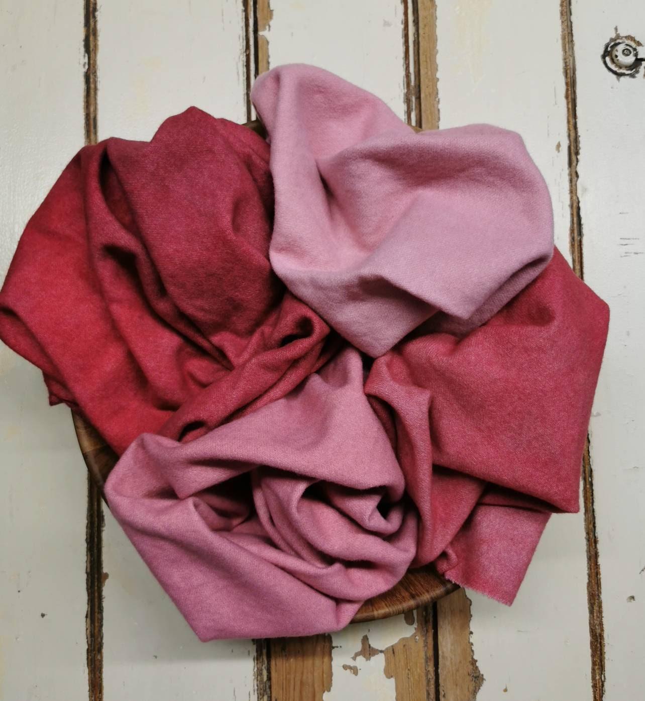 WINE ROSE 02 Hand Dyed Wool - All About Ewe Wool Shop