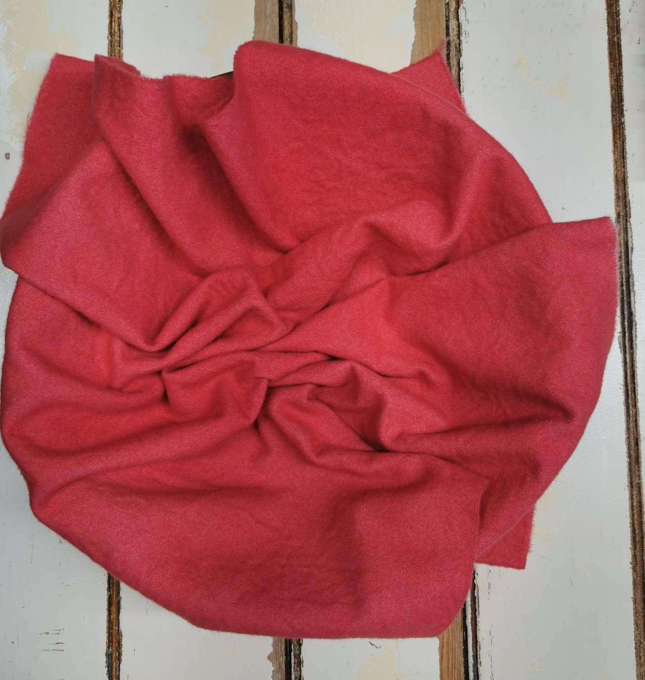 CHILI PEPPER 03 Hand Dyed Wool - All About Ewe Wool Shop