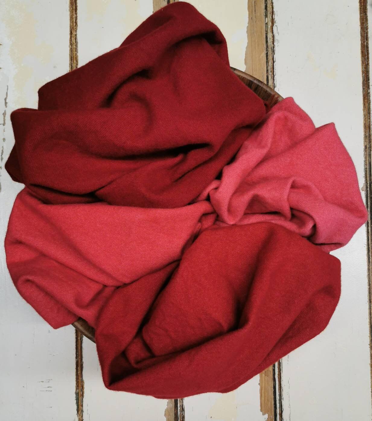 CHILI PEPPER Hand Dyed Wool - All About Ewe Wool Shop