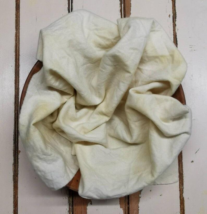 BUTTERMILK VALUES | Set of 4 hand-dyed wool | Patchwork | Applique | Hooking | Punching