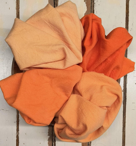 ORANGE VALUES | Set of 4 hand-dyed wool | Patchwork | Applique | Hooking | Punching