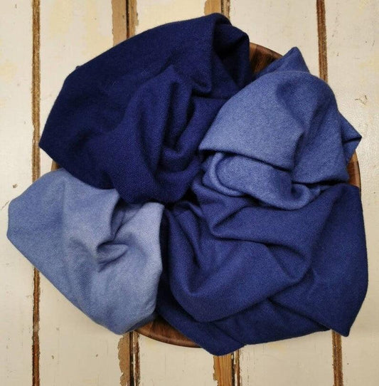 NAVY VALUES | Set of 4 hand-dyed wool | Patchwork | Applique | Hooking | Punching