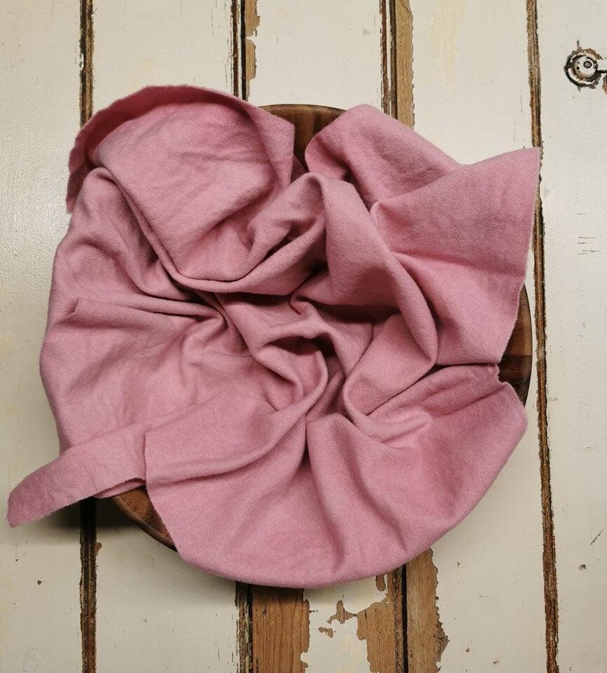 WINE ROSE VALUES | Set of 4 hand-dyed wool | Patchwork | Applique | Hooking | Punching