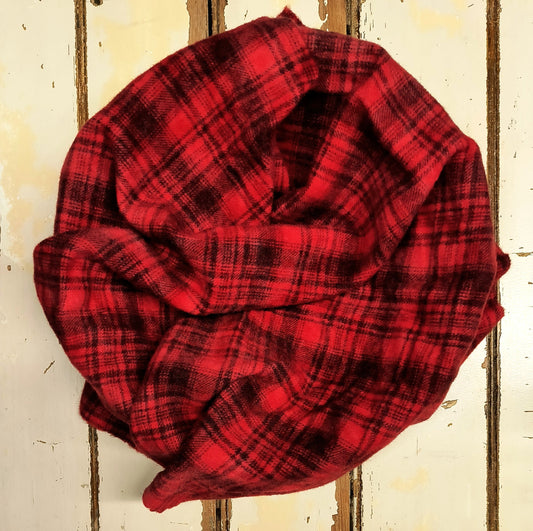 RED Hand Dyed Plaid Wool (Medium) (Wholesale)