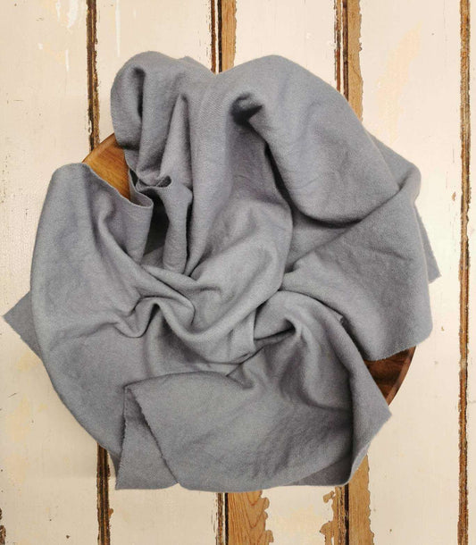 DOVE 03 Hand Dyed Wool - All About Ewe Wool Shop