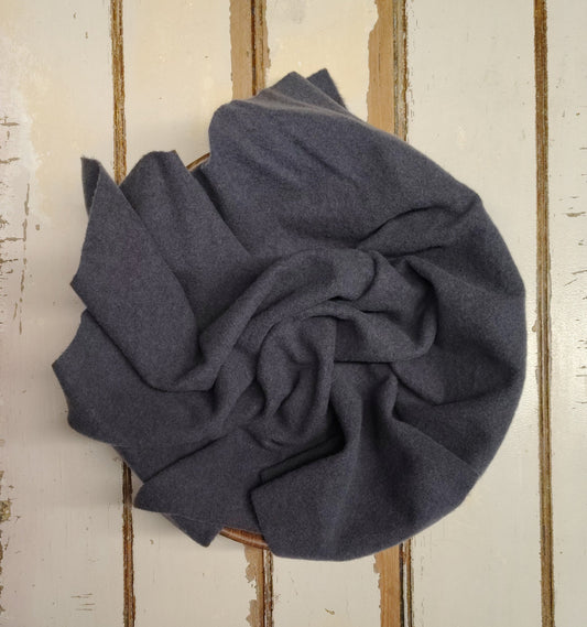 OLD SMOKE 00 P Hand Dyed Wool (Wholesale)