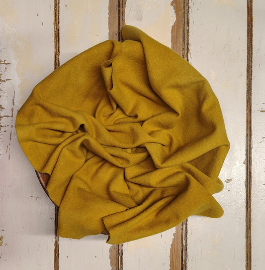 Antique Gold P Hand Dyed Wool (Wholesale)