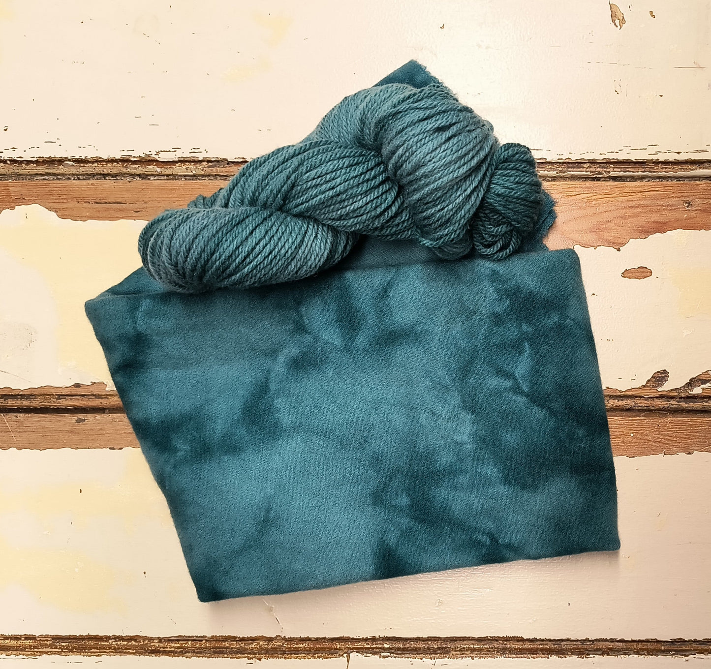 Mallard 01 M Hand Dyed Wool Yarn (Wholesale)