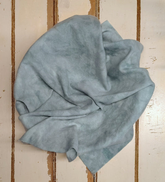 COUNTRY GREEN 02 M Hand Dyed Wool