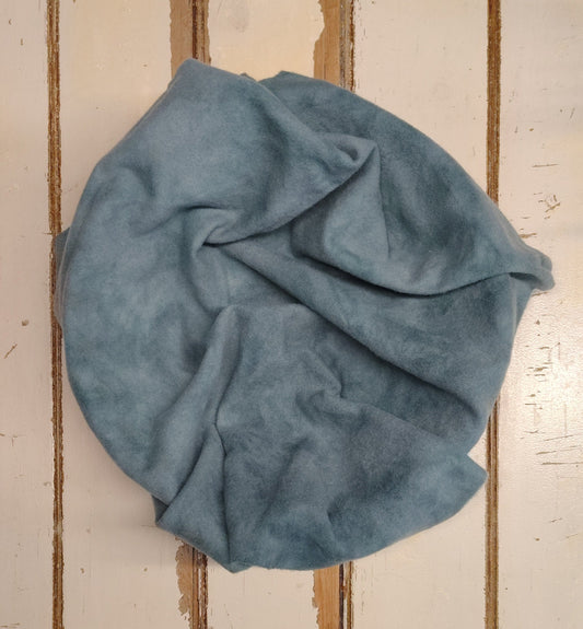 COUNTRY GREEN 00 M Hand Dyed Wool