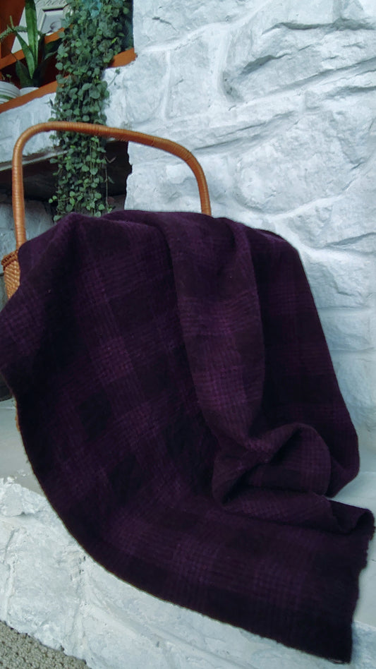 Brilliant Violet Hand Dyed BnP Wool