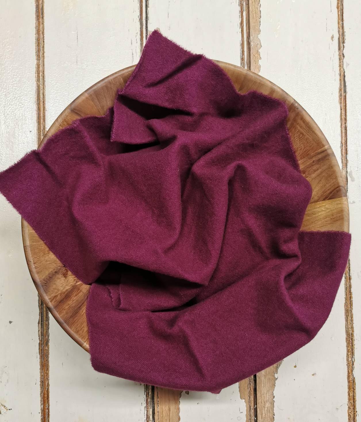 SANGRIA 01 Hand Dyed Wool - All About Ewe Wool Shop