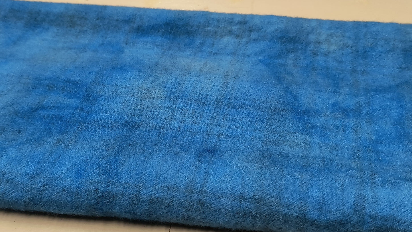 BLUE Hand Dyed Plaid Wool (Light) (Wholesale)