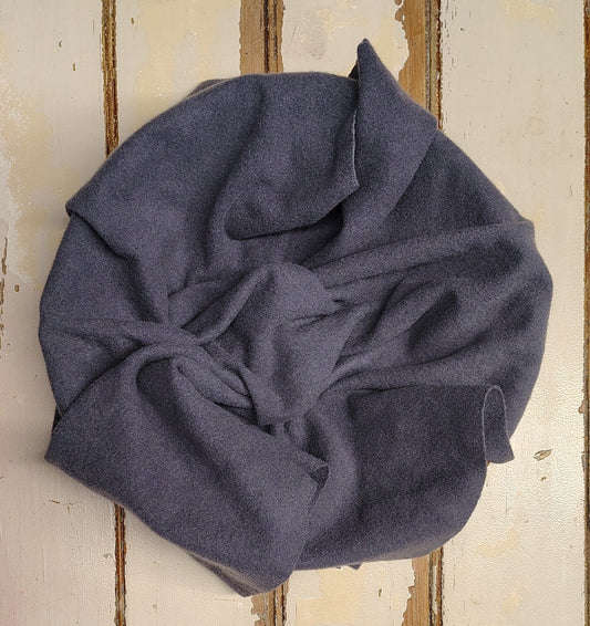 JET BLACK 01 P Hand Dyed Wool