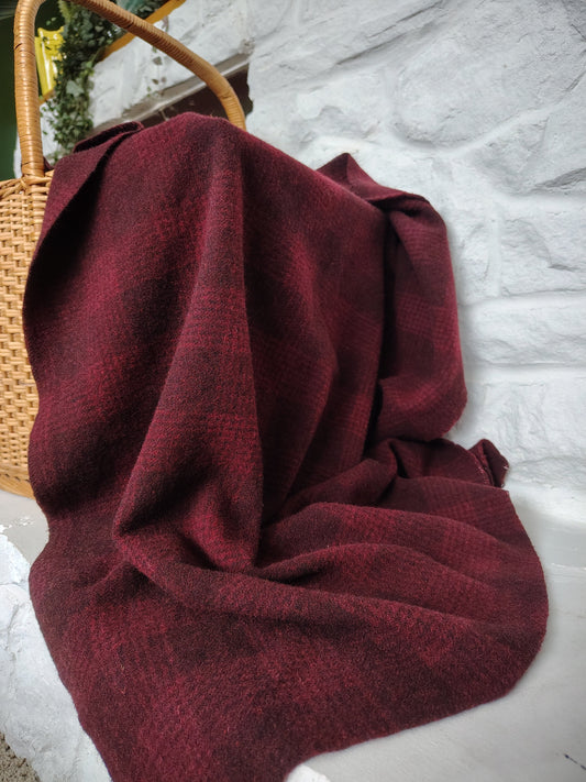 Bright Red Hand Dyed BnP Wool (Wholesale)