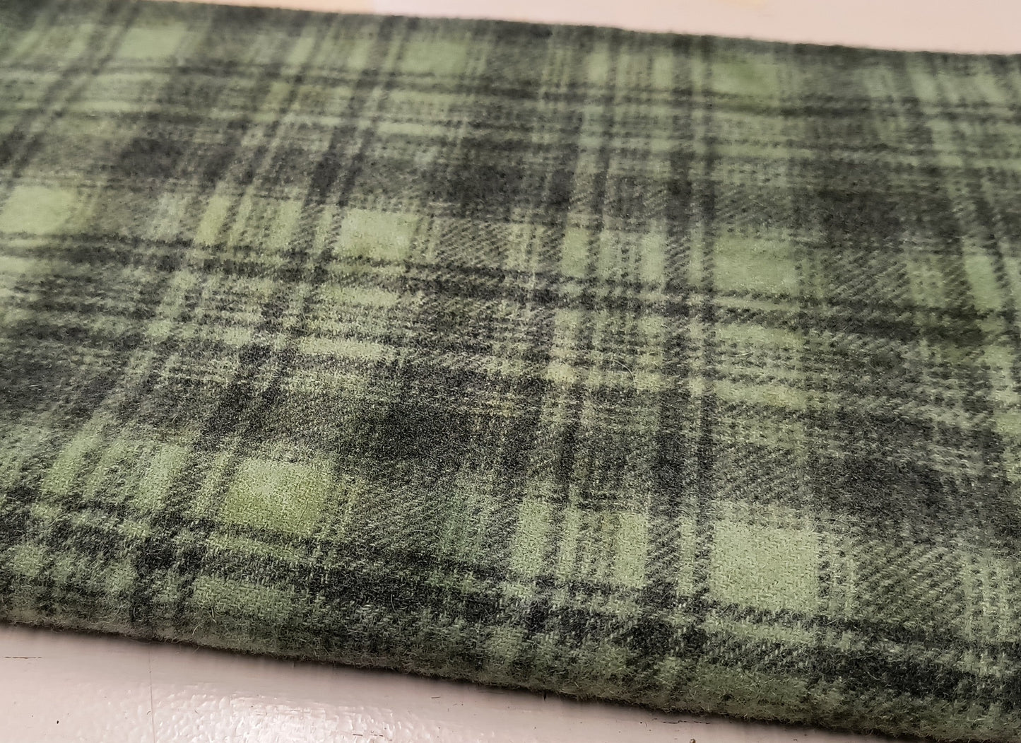 MOSS Hand Dyed Plaid Wool (Medium) (Wholesale)