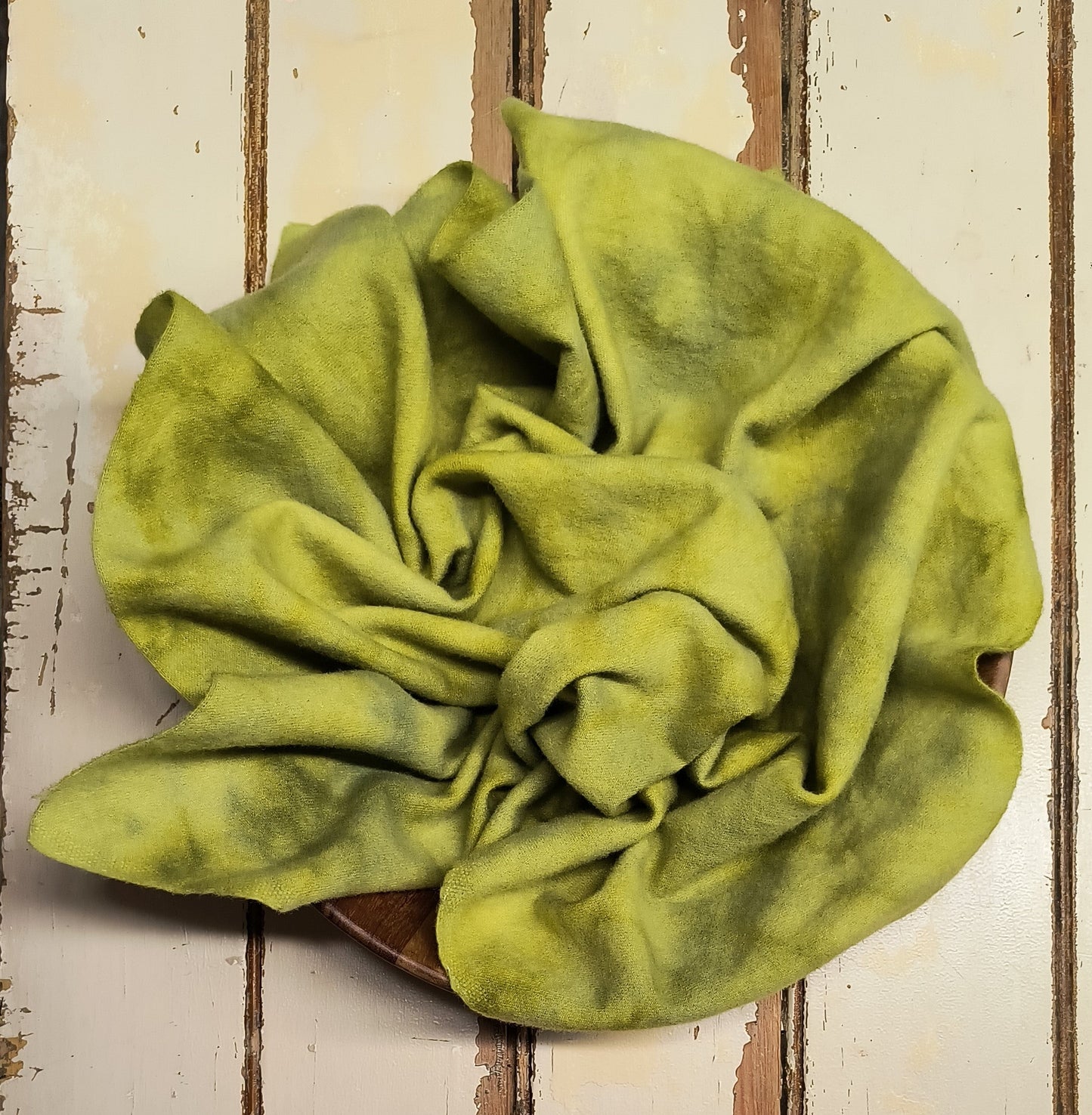 GRASSHOPPER 01 M Hand Dyed Wool (Wholesale)