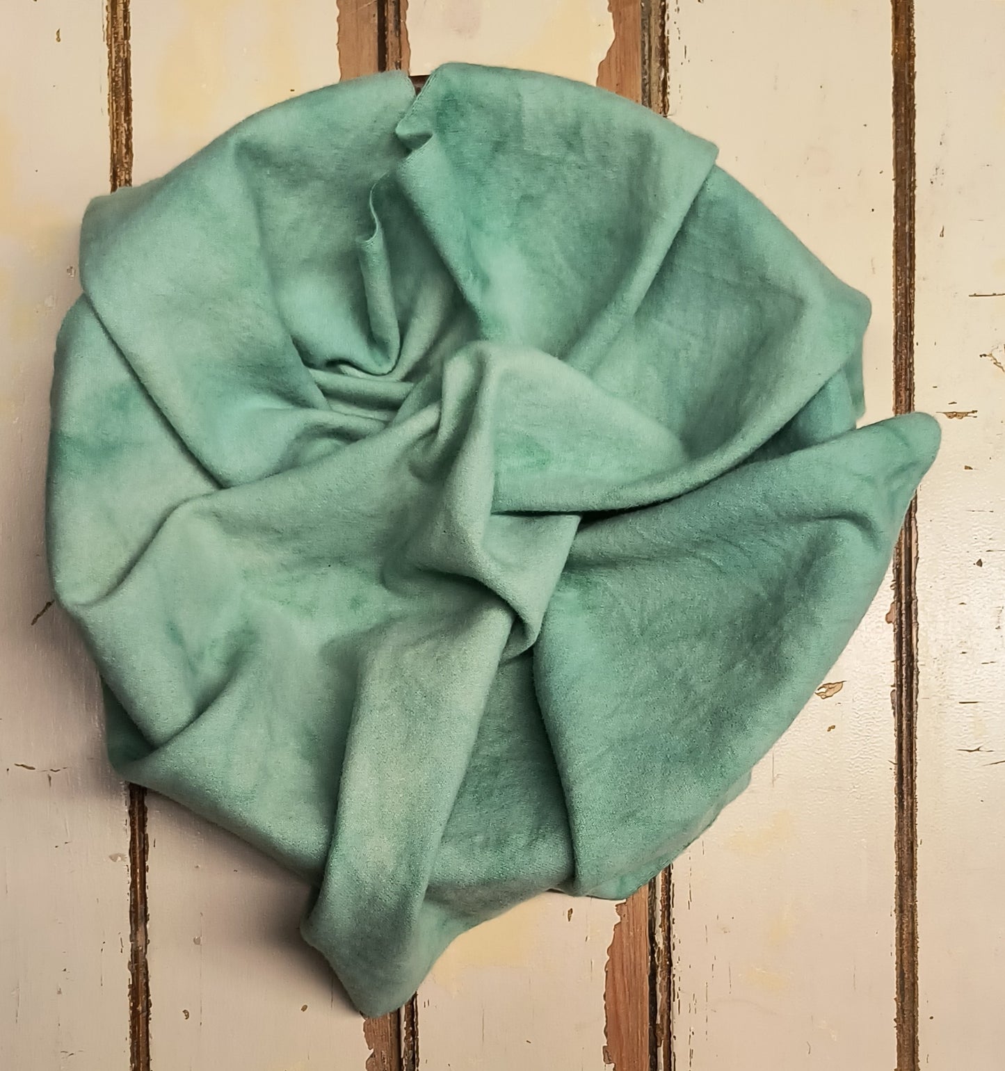 CHINA JADE VALUES M | Set of 4 Hand Dyed Wool